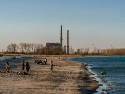 In 1972, Illinois built a highway embankment with 246,000 cubic yards of coal ash. It’s still holding up even after 50 years