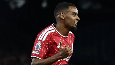 Liverpool Player Ratings vs. Ipswich Town: Isak Dominates, Barcola Debuts