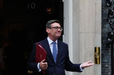 Burnham under fire over ‘staggering’ hike in university tuition fees