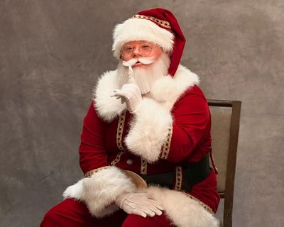 First professional St Nick with Down syndrome inducted into International Santa Claus Hall of Fame