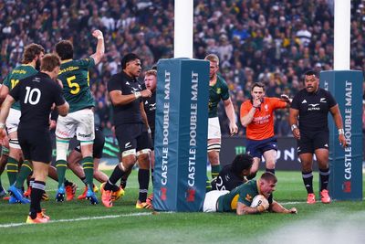 South Africa v New Zealand LIVE: Result and reaction as Springboks come from behind in epic third Test