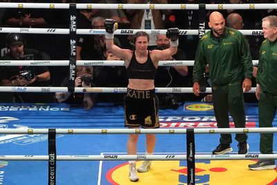 Katie Taylor signs off in style with points victory against Flora Pili in Dublin