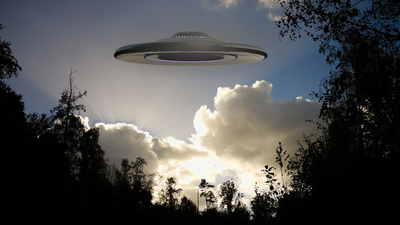 Alien Cover-up Conspiracy? Barrister Claims 'Congress Has Been Misled for 80 Years' Over UFO Tech