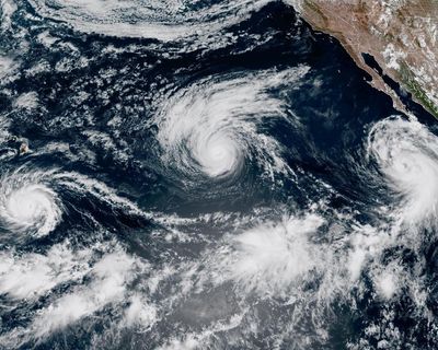 Hawaii declares state of emergency as Hurricane Lowell approaches islands