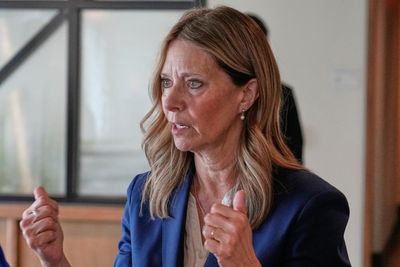Assailant lunges at Ohio Democratic gubernatorial candidate, campaign says