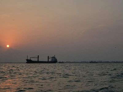 Iran to announce new restricted zone in the Gulf, top security official says