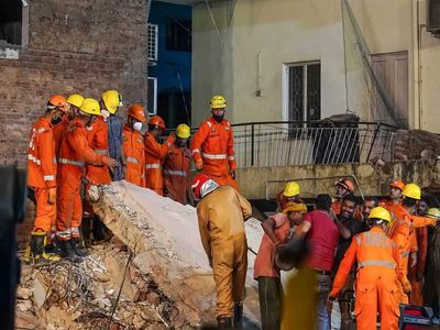 Satya Niketan building collapse: MCD orders immediate sealing of illegal constructions above four floors