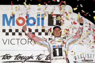 Complete NASCAR Cup points standings after Darlington Chase race