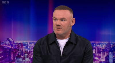 Wayne Rooney says Arsenal star 'extremely lucky' to avoid red card vs Chelsea