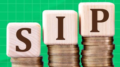 Rs 10,000 SIP can create Rs 87.3 lakh in 20 years. Why this projection may not match your actual outcome