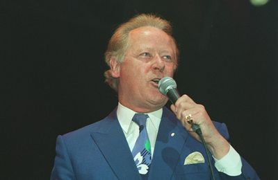 Golden Boy of British teen-pop music Craig Douglas dies aged 85