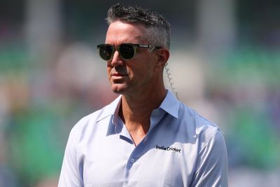Kevin Pietersen handed shock coaching role with England team