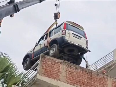 Scorpio on roof: Bihar man finds unusual way to protect SUV from theft before going abroad