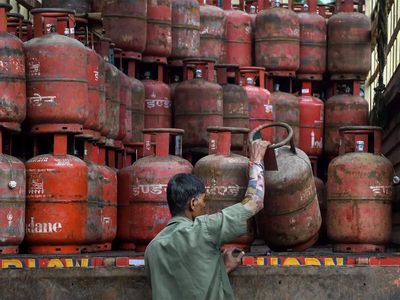 LPG refill booking interval cut from 45 to 25 days, says Union MoS Suresh Gopi