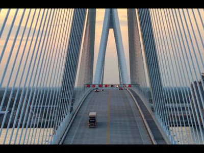 Canadian centenarian Rita Georgeff wanted to walk across Gordie Howe International Bridge after her 100th birthday, she finally made it happen at 102