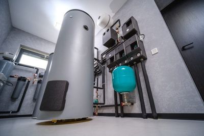 Your Water Heater Is 10 Years Old. Replace It Now or Wait Until It Dies?