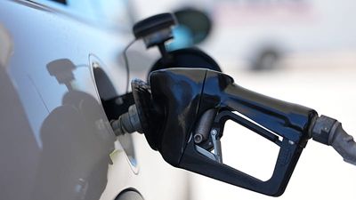 Record fuel price rise sparks honking protests in Portugal amid public anger