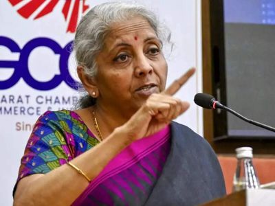 Govt keeps PSB employees' PLI scheme for FY26 in abeyance after union representation