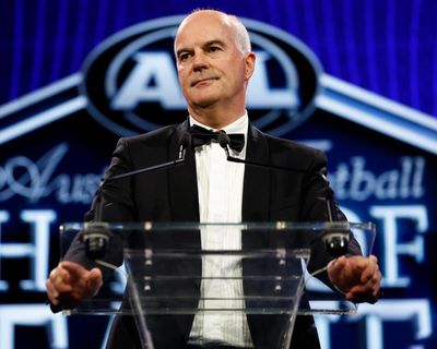 AFL boss calls for zero tolerance on players’ poor behaviour in wake of Swans scandal