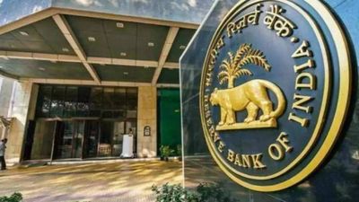 India bonds stuck in narrow range, focus on oil, RBI liquidity moves