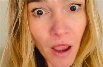 Julia Stiles 'so lucky' as she hits a million Instagram followers