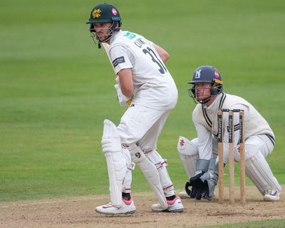 County cricket: title race hots up while Leicestershire charged by ECB – as it happened