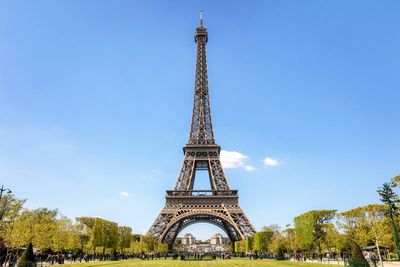 Eiffel tower shuts in protest after female staff moved during Hindu group’s visit