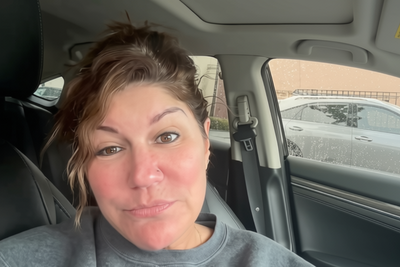 Mom Saved $16,500 by Stuffing $1 Bills Into a Water Jug, but Investing Could Have Grown It Much More