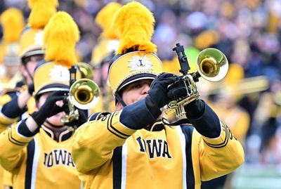 Iowa marching band member taken off life support after collapse in extreme heat