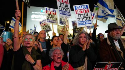 Netanyahu under fire over report UAE warned of October 7 attack