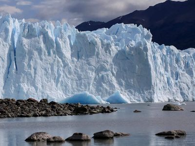 Can artificial snow save a melting glacier? Scientists tested cloud seeding on China’s Muz Taw Glacier and found a surprising change in ice loss