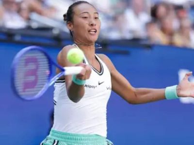 Zheng Qinwen comes through an injury and qualifying to make a run to the US Open quarterfinals