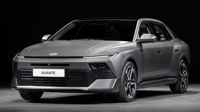 Hyundai's Next Elantra Hybrid Will Be Even More Efficient