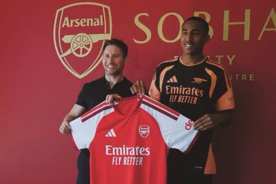 Arsenal lay out plan for new signing after announcing striker arrival