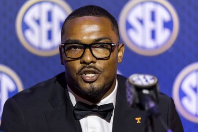 Tennessee linebacker Arion Carter was suspended over a $427 flight—now he's donating that amount to charity for every tackle he makes this season