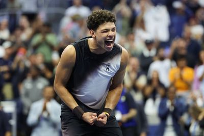 Ben Shelton defeats Carlos Alcaraz in US Open showdown that concluded at 3am