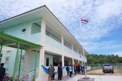 Gunman shoots and kills kindergarten teacher at school in Thailand