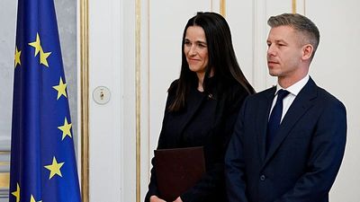 Hungary's continued veto slows Ukraine's EU accession process as minority rights row persists