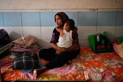 Suspected measles cases kill nearly 1,000 as Bangladesh struggles to contain outbreak