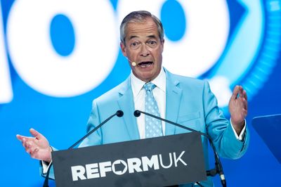 Nigel Farage's Reform in crisis as Met Police launch criminal probe into donations