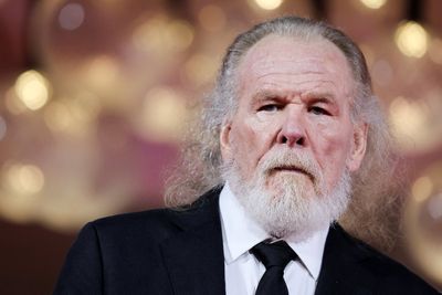 85-year-old star and former ‘Sexiest Man Alive’ makes first red carpet appearance in four years