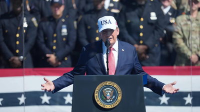 Trump claims firefighters lifted him to safety near ground zero after 9/11: What facts show