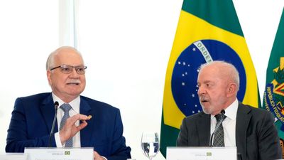 Brazil Supreme Court chief suspends colleagues' rulings amid election row