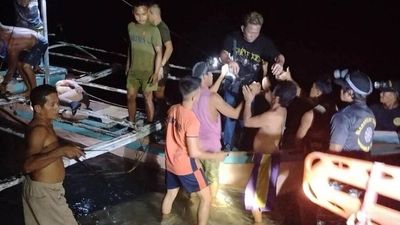Philippines: plusieurs morts et des dizaines de disparus dans l'incendie d'un ferry