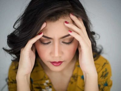 Why Do Women Get More Migraine? Doctors Explain the Truth