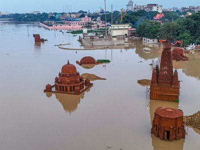 Over 43 lakh people affected in 14 districts as flood wreaks havoc in Bihar