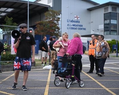 RNLI steps up security after abuse by far-right agitators over small boat rescues