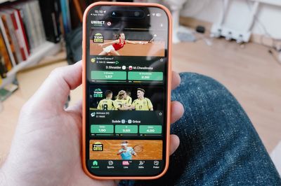 What does EVS mean in betting?