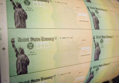 Trump Wants To Send Americans $5,000 If Republicans Win The Midterms. Questions About The Deficit Arise.