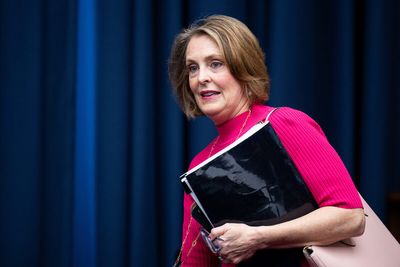 Rating changes: 10 races move toward Democrats, one toward Republicans